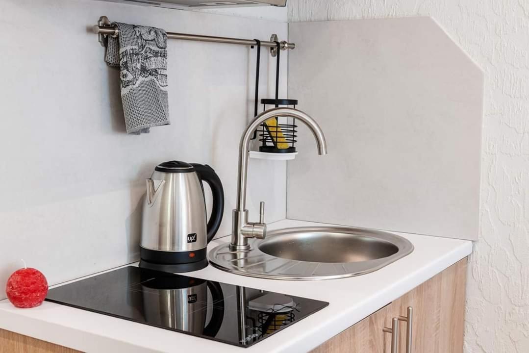 Ferienwohnung Затишні Смарт-Квартири В Історичному Центрі! Uschhorod Exterior foto